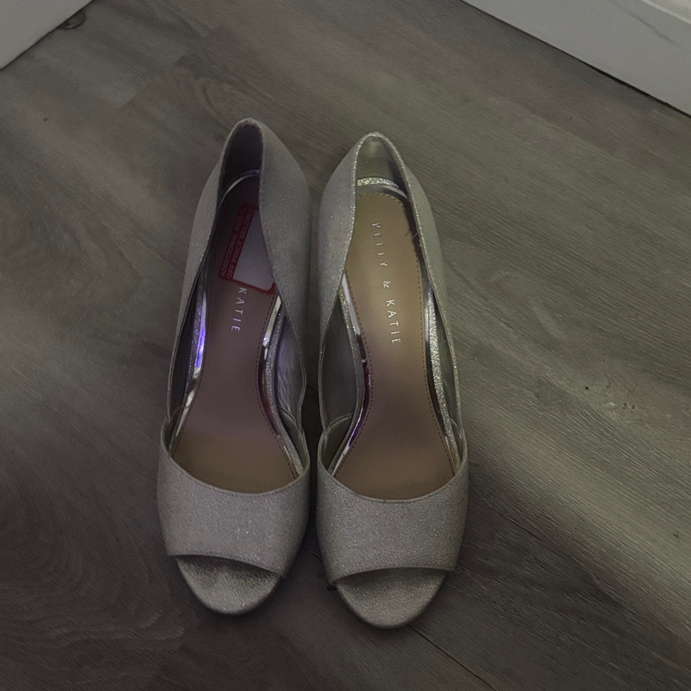 Pelle Moda Metallic Open Toe Heels